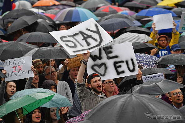 6月28日、英国ロンドンではEU離脱に反対する人々がデモ行進をおこなった