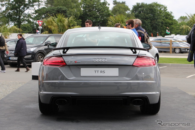 アウディ TT RS