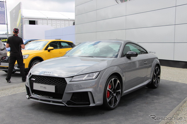 アウディ TT RS