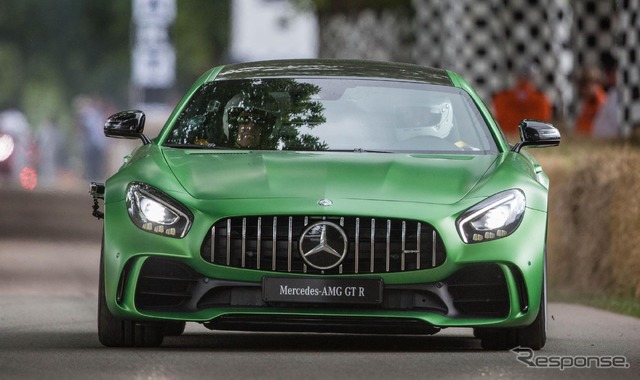 メルセデスAMG GT R