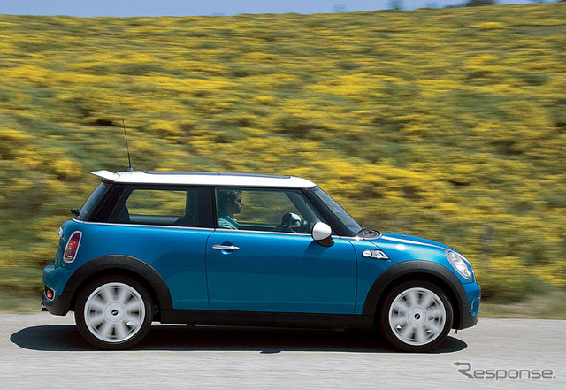 【MINI 2代目 発表】BMWの手による正常進化のパワーユニット