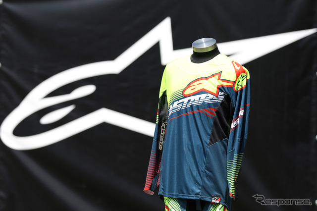 『TECHSTAR FACTORY JERCY』。