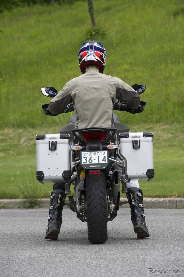 ムルティストラーダ 1200 エンデューロ