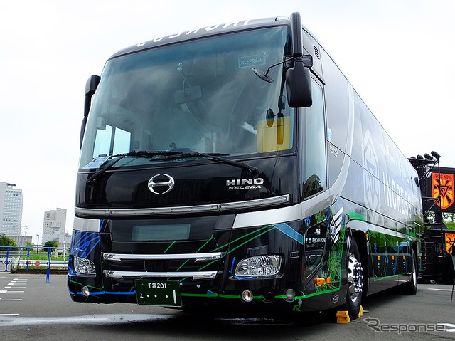 Ingressバス「NL-PRIME」