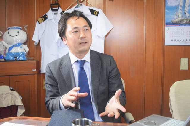 グローバル人材育成機構の帆船「みらいへ」事業部の小原朋尚さん