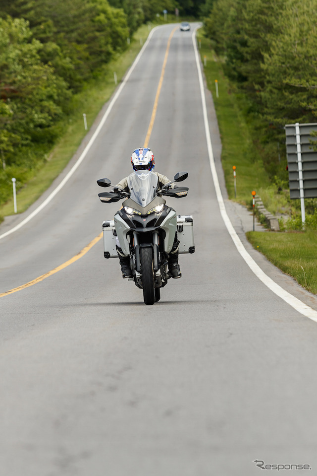 高速、ワインディング、舗装林道、市街地でドゥカティ ムルティストラーダ1200エンデューロを徹底試乗した。