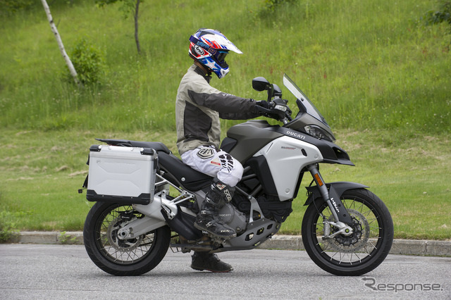 高速、ワインディング、舗装林道、市街地でドゥカティ ムルティストラーダ1200エンデューロを徹底試乗した。