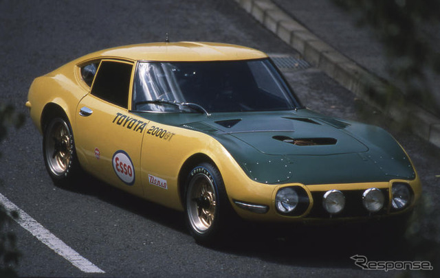 トヨタ 2000GT 40周年展でボンドカーなど展示