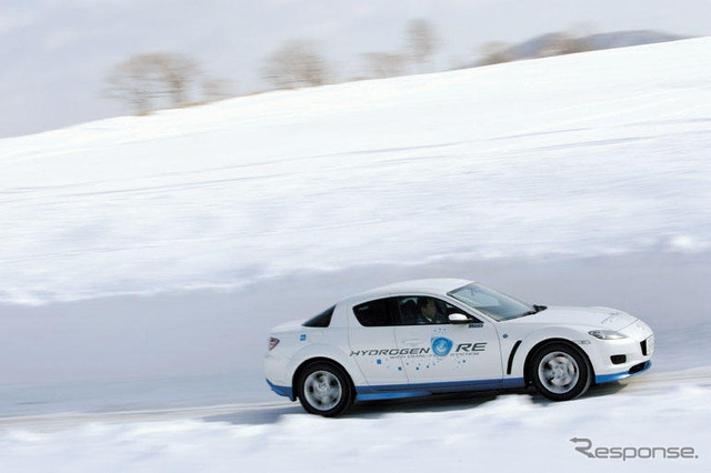 マツダ、北海道で水素自動車の寒冷地テストに協力