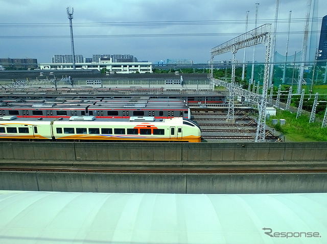 京葉車両センターに留置されるE653系新潟車