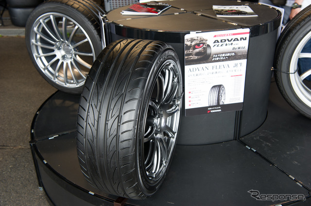 ADVAN FLEVA V701