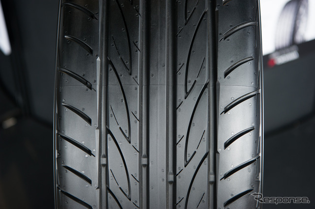 ADVAN FLEVA V701