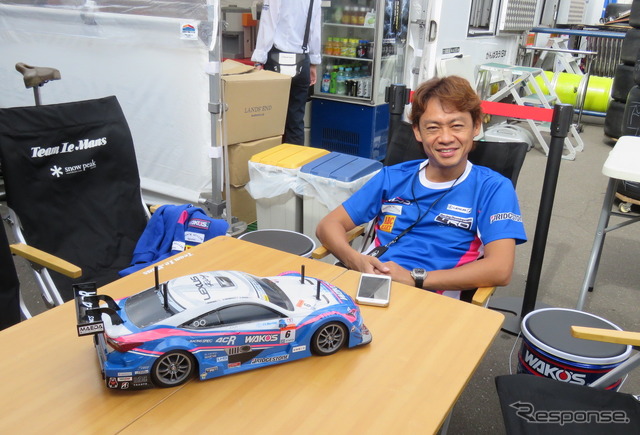 #6 RC Fの脇阪寿一監督。
