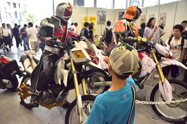 秋葉原で開催されたバイクの日イベント（2015年）