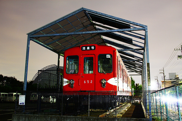 東京都八王子市大横町のコニカミノルタ サイエンスドーム(八王子市こども科学館)には、500形652がいる