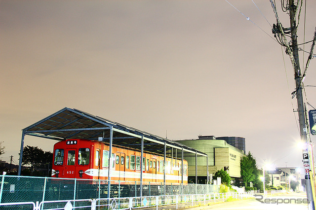 東京都八王子市大横町のコニカミノルタ サイエンスドーム(八王子市こども科学館)には、500形652がいる