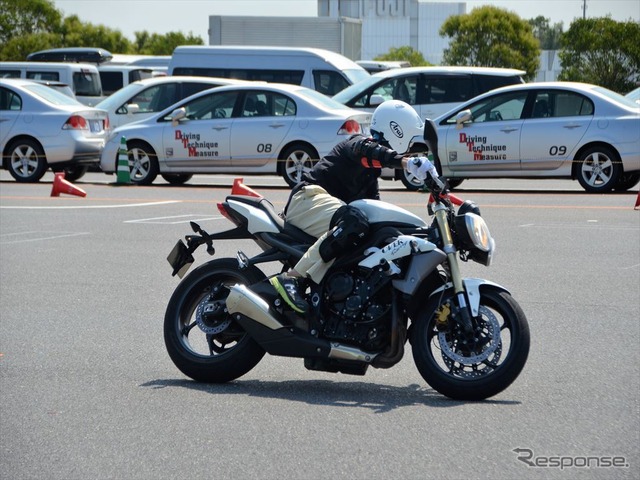 大排気量車や外国車にも乗れる『NEWモデル試乗会』