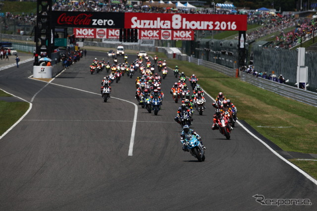 2016鈴鹿8耐スタートシーン