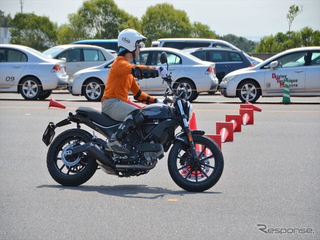 大排気量車や外国車にも乗れる『NEWモデル試乗会』