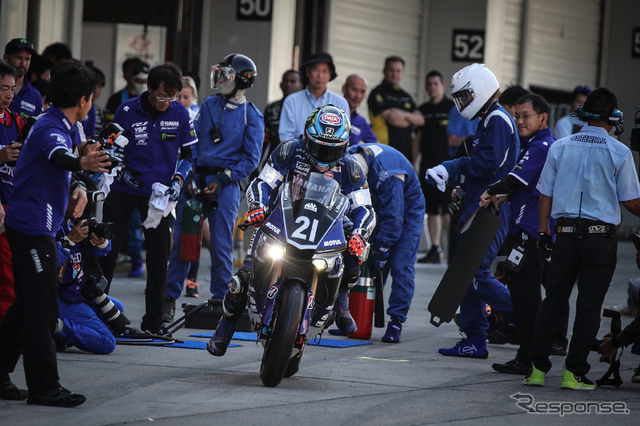 No.21 YAMAHA FACTORY RACING TEAM