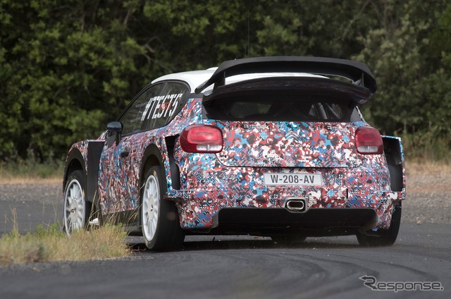 【WRC】シトロエンの2017年型マシン、初の舗装路テスト