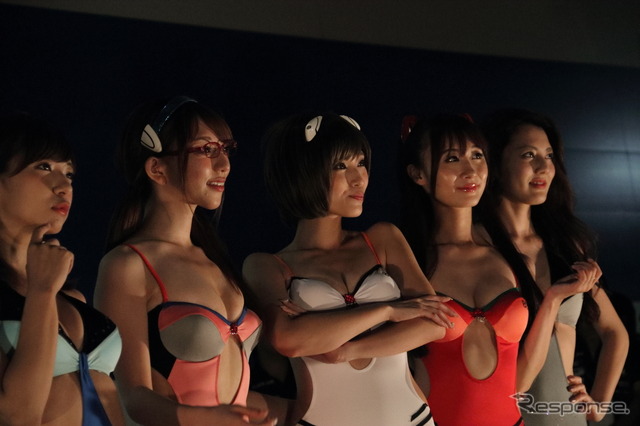 今年もスペシャルコスで登場したエヴァRQ(2016鈴鹿8耐)