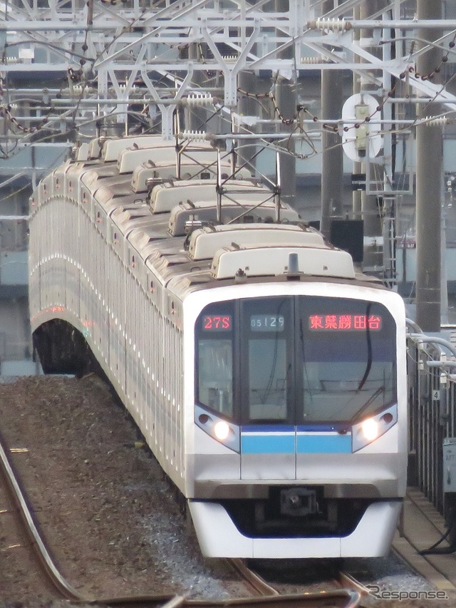 東葉高速線は20年前に開業。東京メトロ東西線との相互直通運転を行っている。