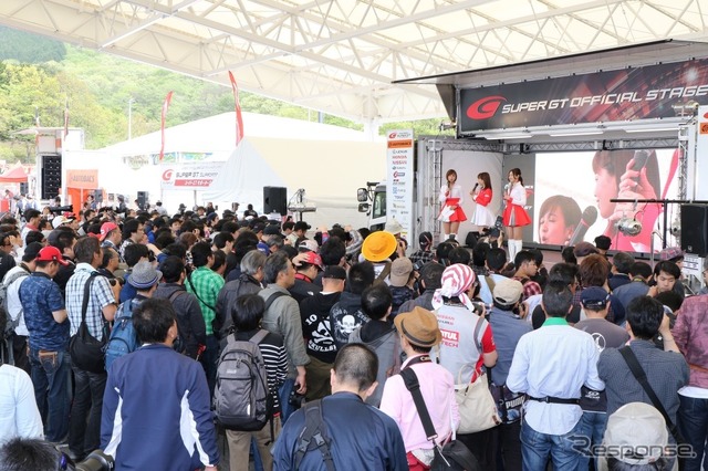 イベントステージ