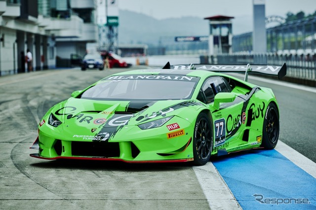 ランボルギーニ ウラカン LP620-2 スーパートロフェオ