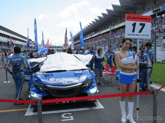 #17 NSXは予選4位から決勝2位に（グリッドの「数字」は5番だが、これは4番グリッド）。