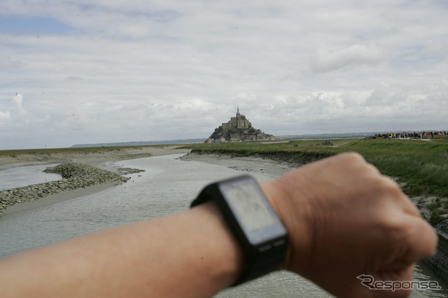 vivoactiveJ HRのスタートボタンを押してモン・サン=ミシェルまで走ってみる