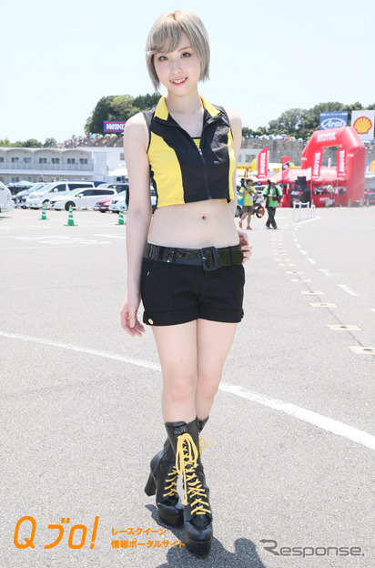 鈴鹿8時間耐久ロードレース2016『CLEVER WOLF レースクイーン』