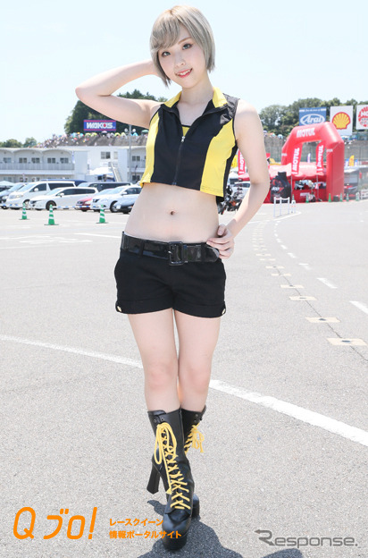 サーキット美人2016】鈴鹿8耐『CLEVER WOLF レースクイーン』 1 サーキット美人2016】鈴鹿8耐『CLEVER WOLF レースクイーン』 1
