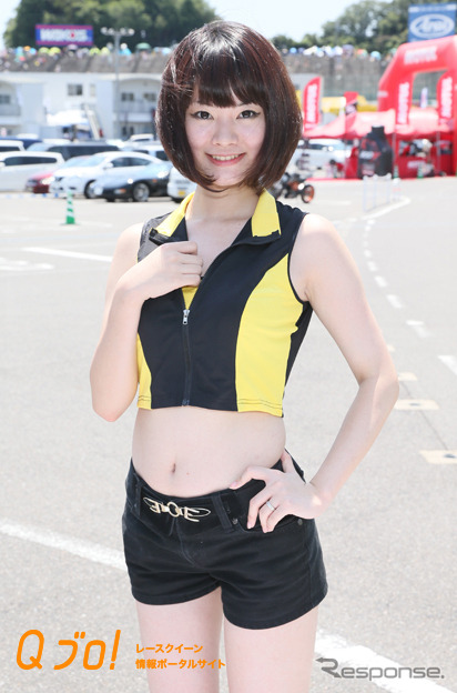 鈴鹿8時間耐久ロードレース2016『CLEVER WOLF レースクイーン』