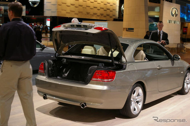 【デトロイトモーターショー07】写真蔵…BMW 3シリーズ コンバーチブル 続