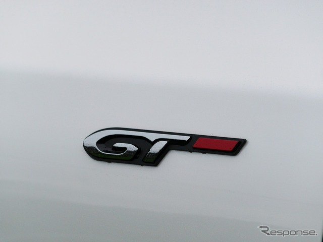 プジョー 508 GT ブルーHDi