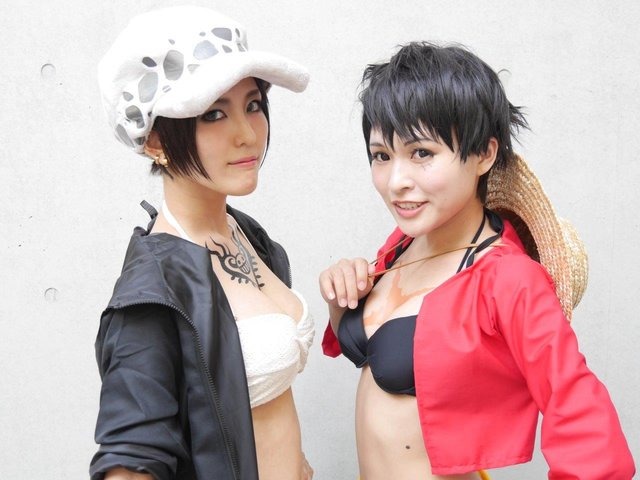 コミケ90を彩ったコンパニオン&コスプレイヤーを紹介!写真約80枚
