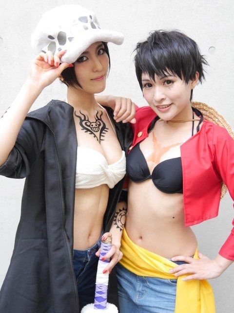 コミケ90を彩ったコンパニオン&コスプレイヤーを紹介!写真約80枚