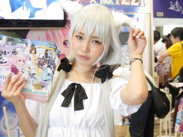コミケ90を彩ったコンパニオン&コスプレイヤーを紹介!写真約80枚