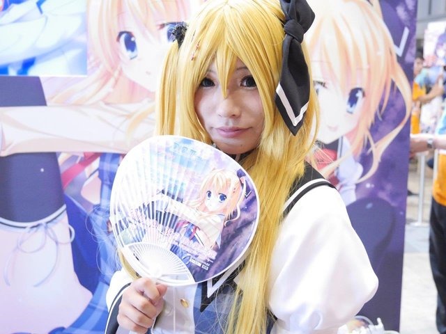 コミケ90を彩ったコンパニオン&コスプレイヤーを紹介!写真約80枚