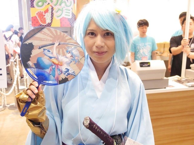 コミケ90を彩ったコンパニオン&コスプレイヤーを紹介!写真約80枚