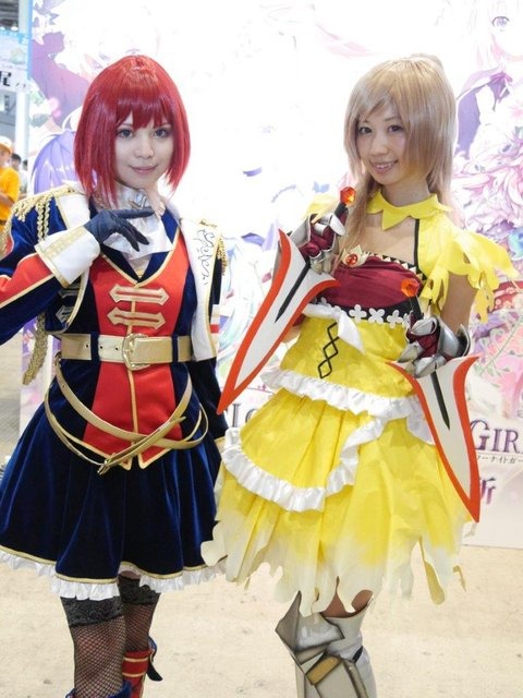 コミケ90を彩ったコンパニオン&コスプレイヤーを紹介!写真約80枚