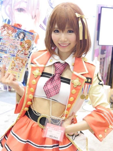 コミケ90を彩ったコンパニオン&コスプレイヤーを紹介!写真約80枚
