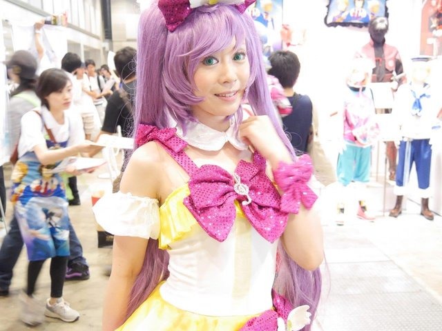 コミケ90を彩ったコンパニオン&コスプレイヤーを紹介!写真約80枚