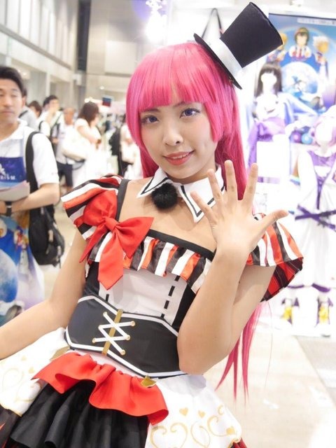 コミケ90を彩ったコンパニオン&コスプレイヤーを紹介!写真約80枚