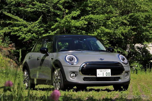 MINI クーパーD 5ドア