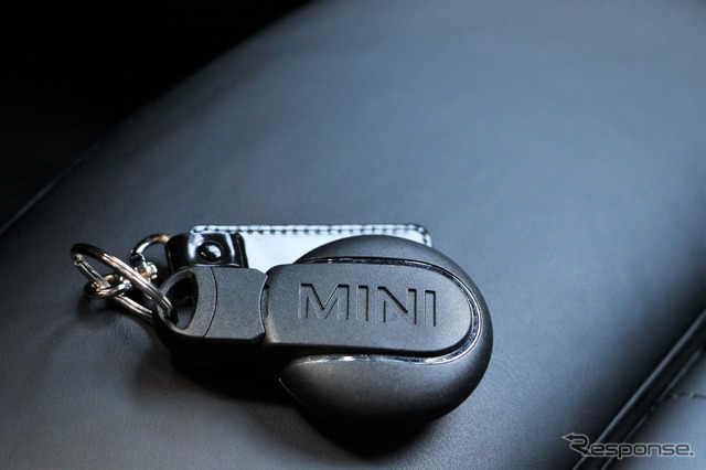 MINI クーパーD 5ドア