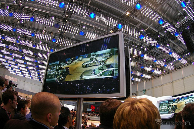 【ジュネーブモーターショー07】写真蔵…メルセデス Cクラス 新型ローンチ
