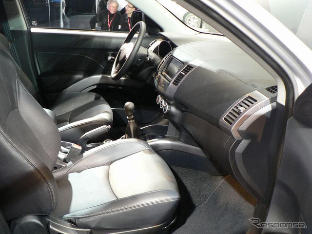 【ジュネーブモーターショー07】シトロエンのSUV、Cクロッサー