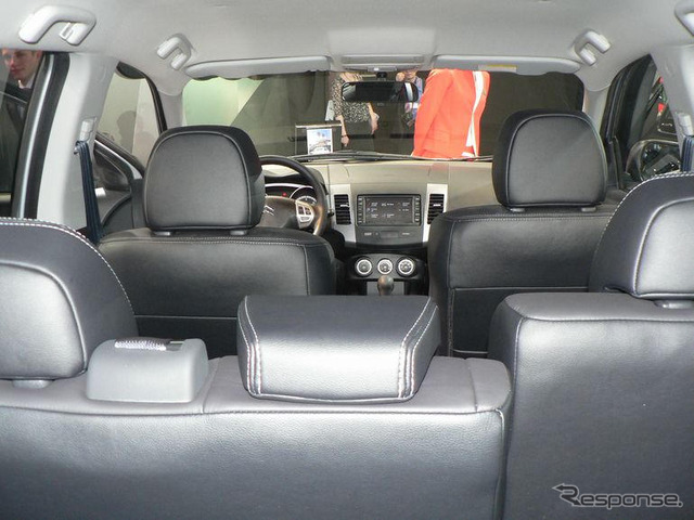 【ジュネーブモーターショー07】シトロエンのSUV、Cクロッサー